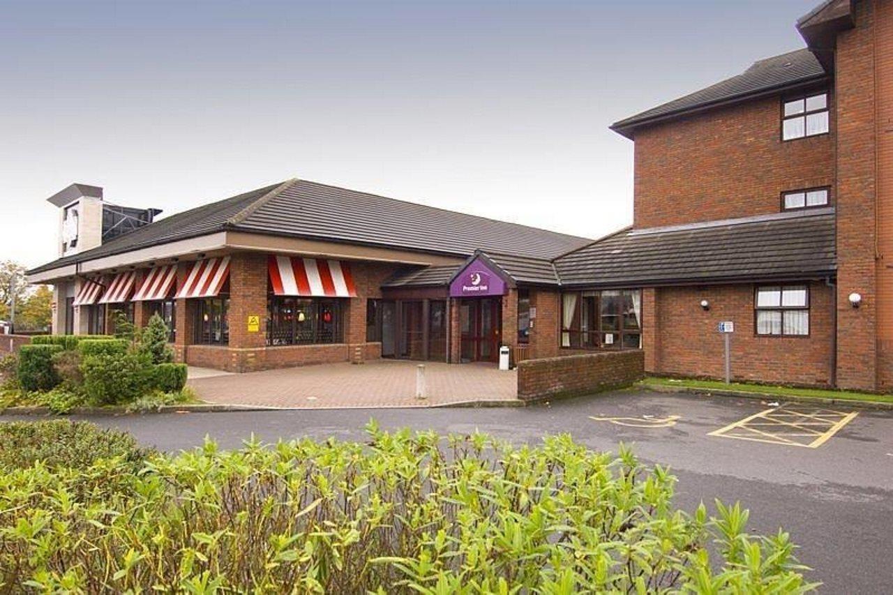Premier Inn Manchester - Prestwich Ngoại thất bức ảnh
